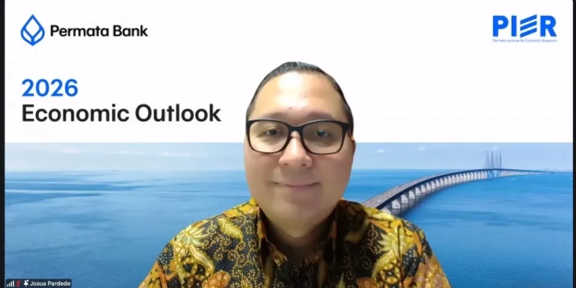 Kepala Ekonom Permata Bank Josua Pardede