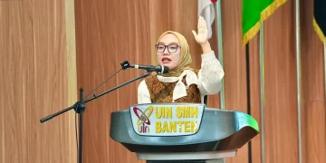 Wakil Menteri Koperasi (Wamenkop) Farida Farichah