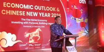 Direktur Network & Retail Funding BTN Rully Setiawan memberikan apresiasi kepada nasabah prioritas dan private yang telah setia bersama BTN