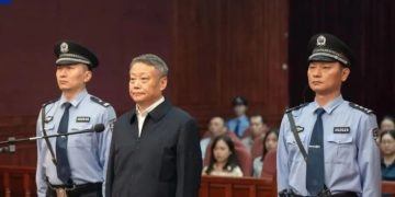 Mantan Menteri Kehakiman China Tang Yijun divonis penjara seumur hidup oleh Pengadilan Rakyat Menengah Kota Xiamen, Provinsi Fujian, Senin (2/2/2026. (Foto: HO-CCTV/ANTARA)