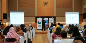 PT Asuransi Tugu Pratama Indonesia Tbk (Tugu Insurance) melalui Program CSR Bakti Tugu berkolaborasi dengan Rumah BUMN Pertamina memberikan pembekalan kepada pelaku UMKM binaan Rumah BUMN di wilayah Solo, Jawa Tengah. (Foto: Istimewa)