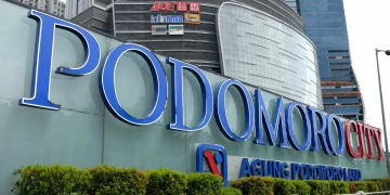 Penampakan logo APL di area komplek Agung Podomoro Land, Jakarta. (Foto: Istimewa