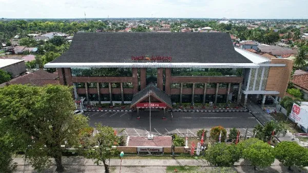 Fitch Naikkan Peringkat Bank Kalteng Menjadi A+ dengan Outlook Stabil