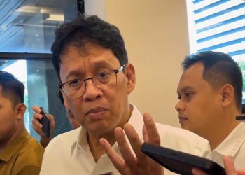 Menteri Keuangan Purbaya Yudhi Sadewa dalam wawancara cegat di Kantor Kemenko Perekonomian, Jakarta, Senin, 16 Maret 2026. (Foto: Irawati)