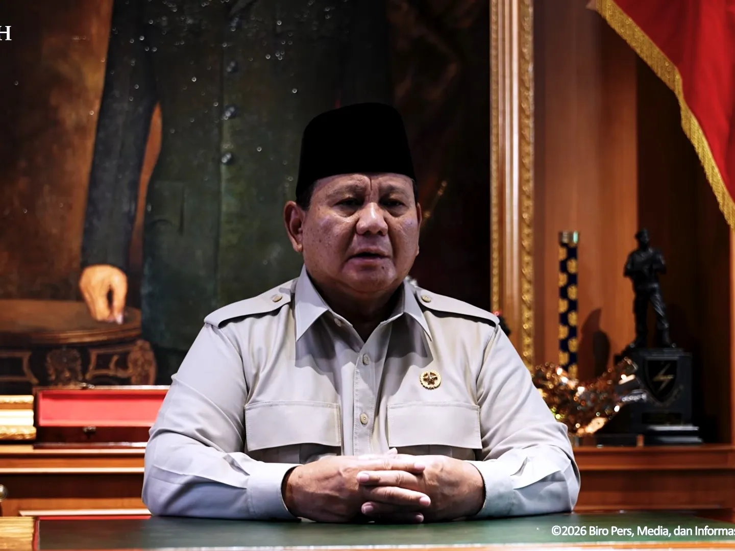 Presiden Prabowo Subianto memberikan ucapan selamat Idul Fitri 1447 Hijriah kepada seluruh masyarakat Indonesia. (Tangkapan layar YouTube @SekretariatPresiden: Julian)