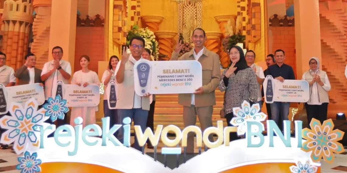 BNI Bagikan Hadiah Undian Rejeki wondr Tahap II, Nasabah Raih Mercedes-Benz hingga Ratusan Gadget