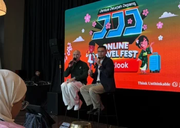 Digital Banking Product & Innovation Head SMBC Indonesia Febri Rusli (kanan) mengatakan, antusiasme masyarakat untuk liburan baik domestik maupun internasional cukup tinggi.