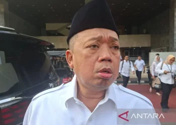 Menteri Agraria dan Tata Ruang/Kepala Badan Pertanahan Nasional (ATR/BPN) Nusron Wahid menjawab pertanyaan dari awak media di Jakarta, Selasa (31/3/2026). (ANTARA/Aji Cakti)