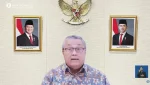 Gubernur Bank Indonesia (BI) Perry Warjiyo memaparkan materi konferensi pers hasil Rapat Dewan Gubernur (RDG) BI April 2026 secara daring di Jakarta, Rabu (22/4/2026). (Tangkapan layar YouTube Bank Indonesia Channel: Julian)