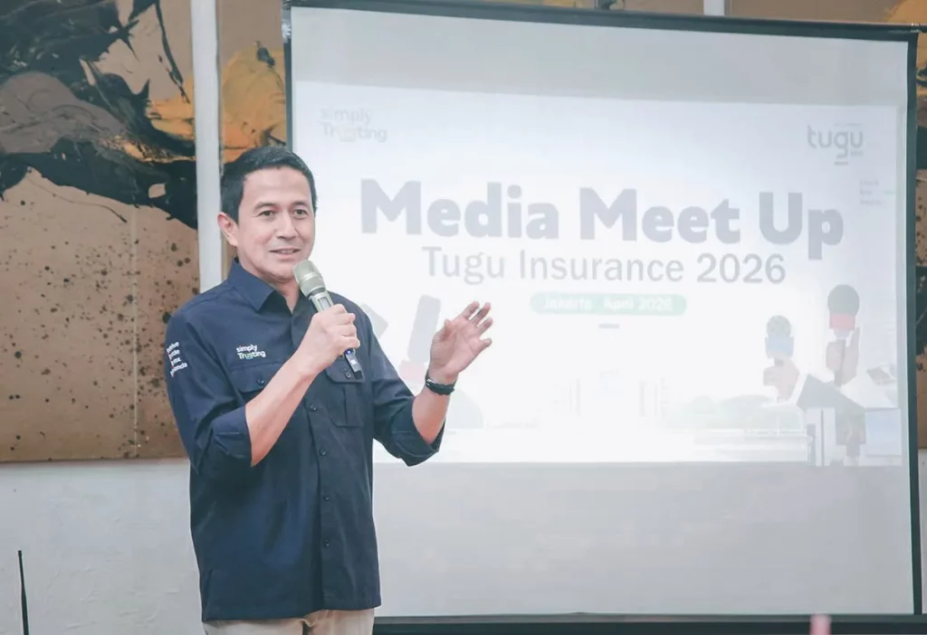 Presiden Direktur Tugu Insurance memaparkan laba bersih