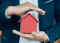 Ilustrasi asuransi properti. (Foto: Freepik)