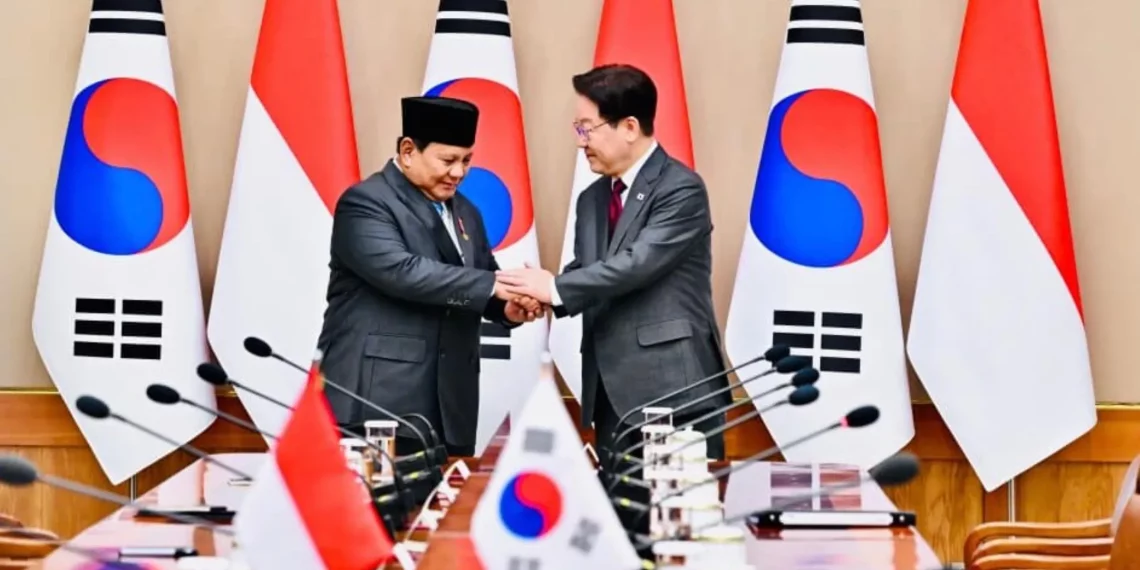 Presiden Republik Korea Lee Jae Myung melakukan pertemuan bilateral dengan Presiden Prabowo Subianto yang berlangsung di Istana Kepresidenan Republik Korea, Cheong Wa Dae (Blue House), pada Rabu, 1 April 2026. Foto: BPMI Setpres