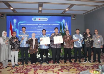 Pemerintah Kabupaten Serang resmi memindahkan rekening kas umum daerah (RKUD) dari Bank BJB ke Bank Banten, Kamis (9/10/2026). (Foto: Erman Subekti)