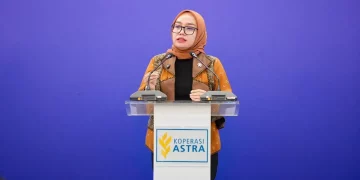 Wakil Menteri Koperasi (Wamenkop) Farida Farichah mendorong koperasi saling bermitra dan bekerja sama