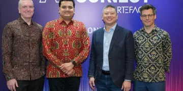 (Kiri ke kanan) Michael McGauran, Partner, Artefact; Sai Prasad Kolluri, Head of Technology, Indonesia, Google Cloud; Billie Setiawan, Head of Data Analytics and AI, CIMB Niaga; Arthur du Passage, Partner, Artefact. (Foto: Istimewa)