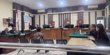 Majelis Hakim Pengadilan Tipikor Semarang jatuhkan vonis bebas Babay Parid Wazdi, mantan direktur Bank DKI dalam kasus kredit macet Sritex. (Foto: istimewa)