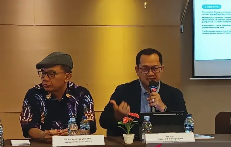 Wakil Ketua Bidang Ketenagakerjaan, Dewan Pimpinan Nasional (DPN) Apindo Darwoto memberi keterangan kepada media di Jakarta, Selasa (23/6/2026). ANTARA/Khaerul Izan
