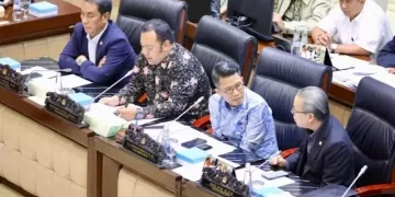 Mukhamad Misbakhun saat mengikuti rapat kerja Komisi XI DPR RI yang membidangi keuangan dan sektor jasa keuangan. (Foto: Istimewa)