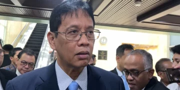 Menteri Keuangan Purbaya Yudhi Sadewa dalam wawancara cegat di Kompleks DPR RI, Jakarta, Kamis, 4 Juni 2026. (Foto: Irawati)