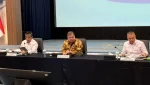 Menteri Koordinator Bidang Perekonomian, Airlangga Hartarto saat mengumumkan paket stimulus ekonomi semester II 2026, di Jakarta, Senin, 22 Juni 2026