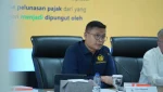 Direktur Jenderal Pajak Bimo Wijayanto memberikan keterangan dalam konferensi pers terkait Pemungutan Pajak atas Perdagangan Melalui Sistem Elektronik (PMSE), di kantornya, Jakarta Selatan, Rabu (1/7/2026). (Foto: Irawati)